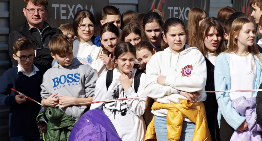 Kamień węgielny wmurowany, kapsuła zamurowana. Czekamy na basen! [ZDJĘCIA]
