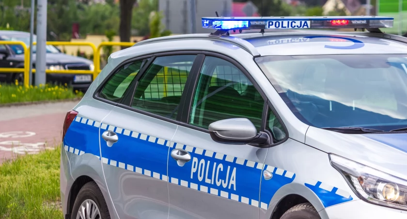 90-letni kierowca potrącił na przejściu 15-latkę. Na szczęście nastolatka nie doznała poważnych obrażeń 