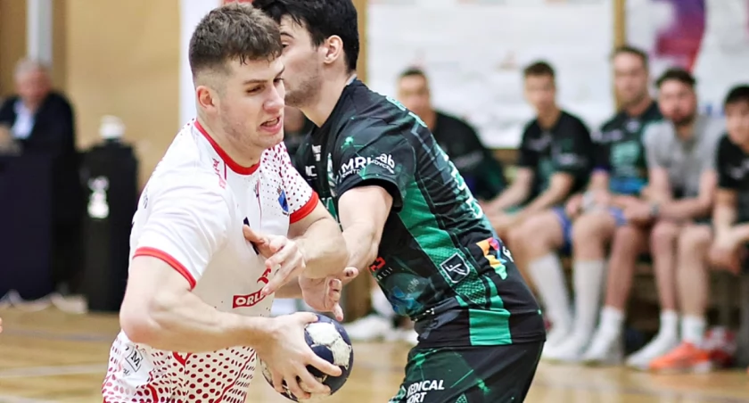 Dwie porażki naszych zespołów. Faworyci lepsi