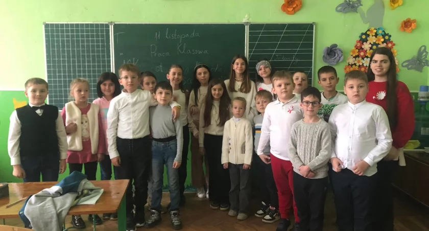 Organizują zbiórkę na rzecz najmłodszych Polaków na Ukrainie/Організовуємо збір для наймолодших поляків в Україні