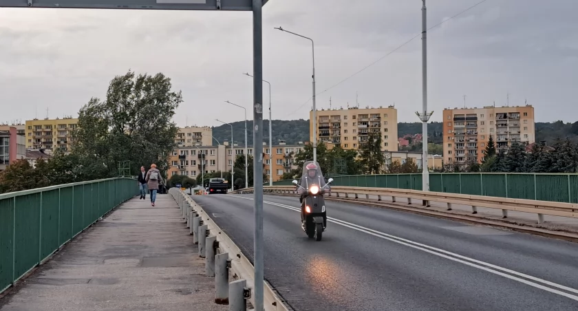 Kiedy remont mostu Siwca i czy zostanie całkowicie wyłączony z ruchu? 