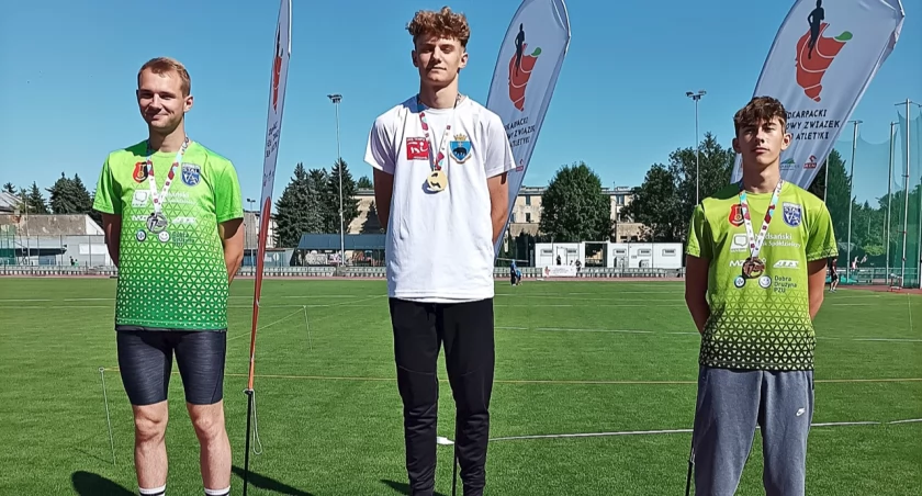 Pięć juniorskich medali. Złoci Patryk i Adrian