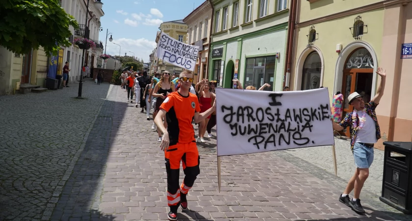 Studenci przejęli władzę nad Jarosławiem! [ZDJĘCIA]