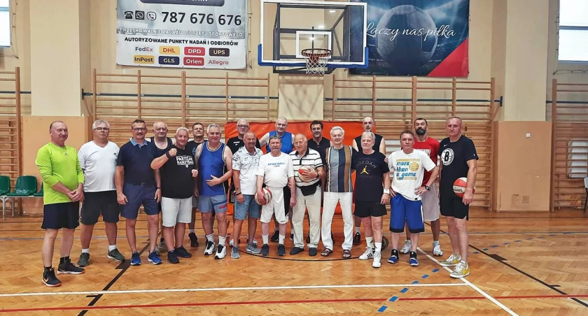 Spotkanie po latach. Basket łączy pokolenia