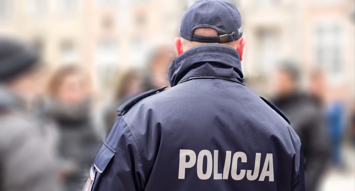 Źle się poczuł podczas jazdy, pomogli przemyscy policjanci 
