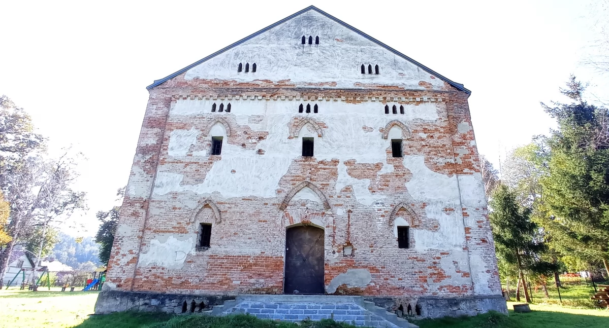 Zabytkowy spichlerz będzie bazą turystyczną. Do ostatniej prostej coraz bliżej