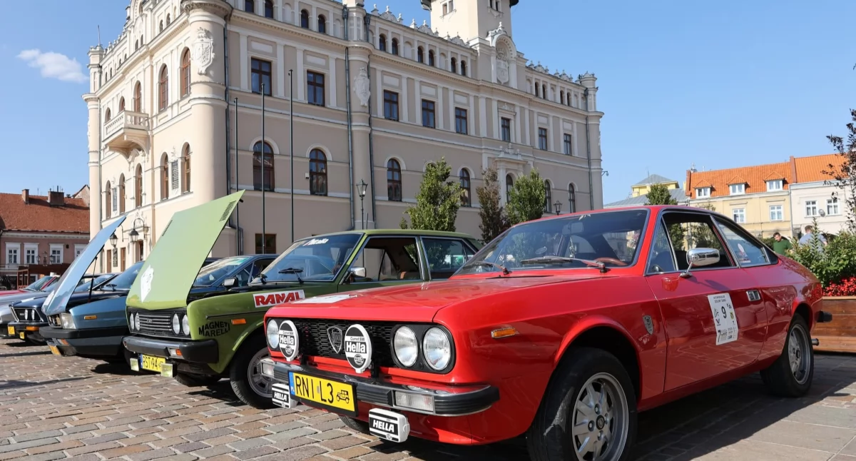 Automobilowy raj(d) w stylu retro [ZDJĘCIA]