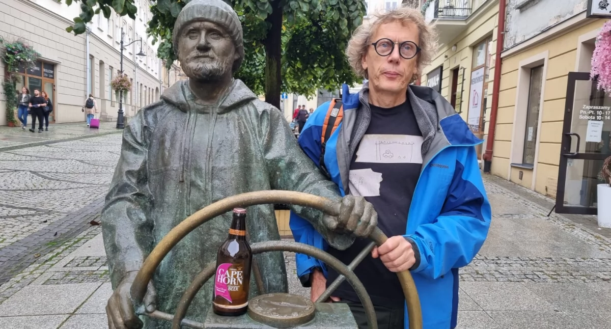 – Żegluję tylko po wodach polarnych – rozmowa z Arturem Krukiem, przemyślaninem na stałe mieszkającym w Nowym Jorku, jachtowym sternikiem morskim, alpinistą, przyjacielem kapitana Henryka Jaskuły  