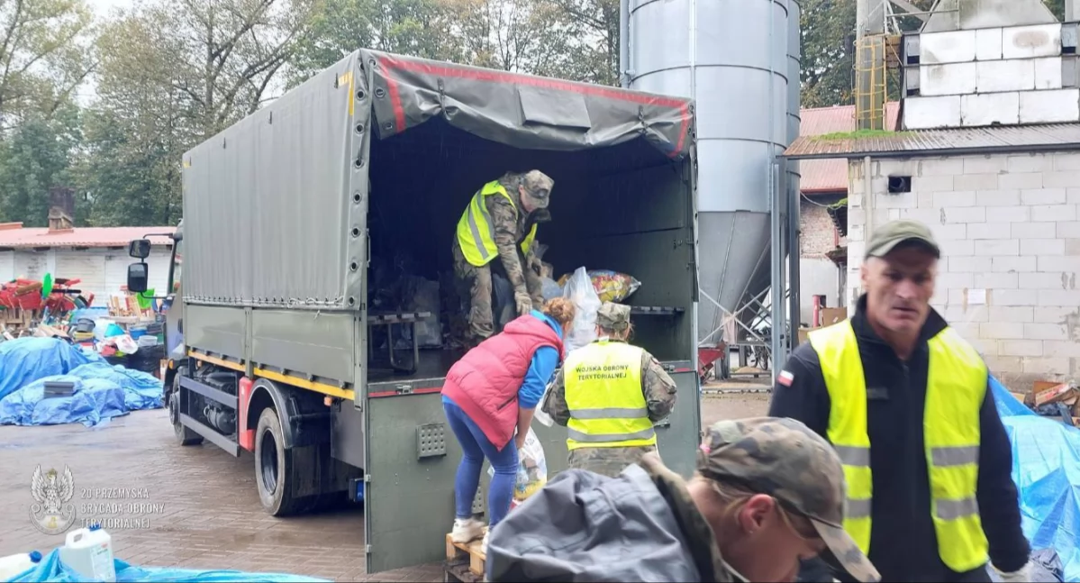 „Terytorialsi” wciąż pomagają na Dolnym Śląsku [ZDJĘCIA]