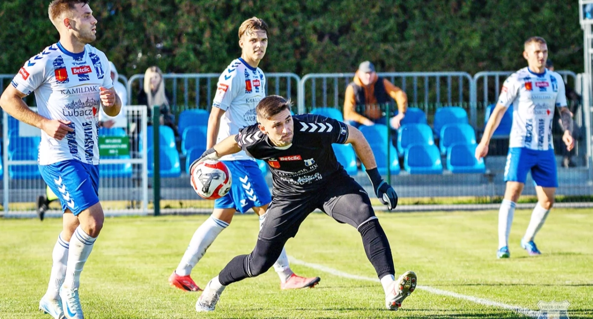 Surowe lekcje futbolu dla naszych III-ligowców