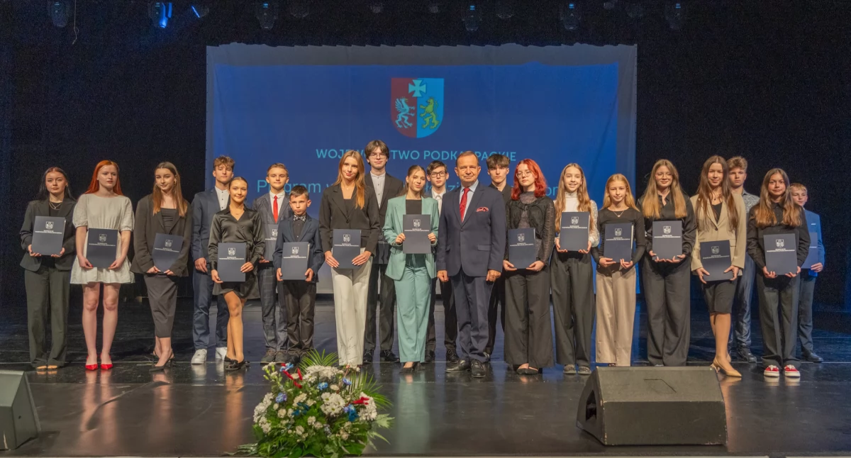 Nagrodzili młode talenty z Podkarpacia