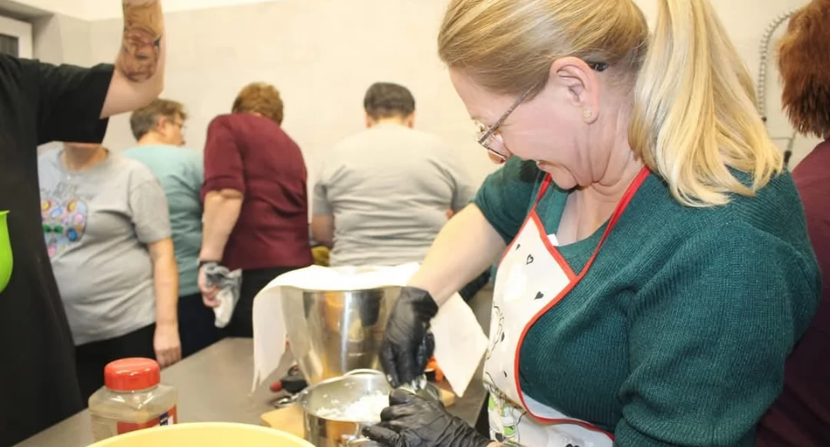 Gospodynie z Łowiec gotowały z finalistą Masterchefa [ZDJĘCIA]