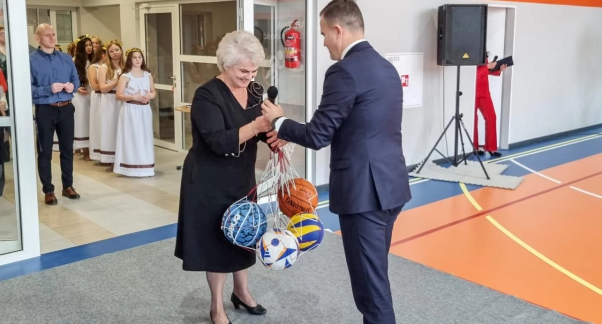 Kolejna sala sportowa oddana do użytku. Tym razem w Mirocinie [ZDJĘCIA]