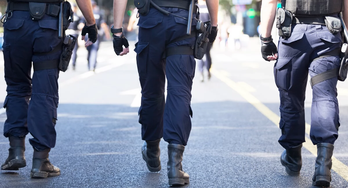Wpadł do dołu w lesie. Szczęśliwy finał poszukiwań 83-latka 