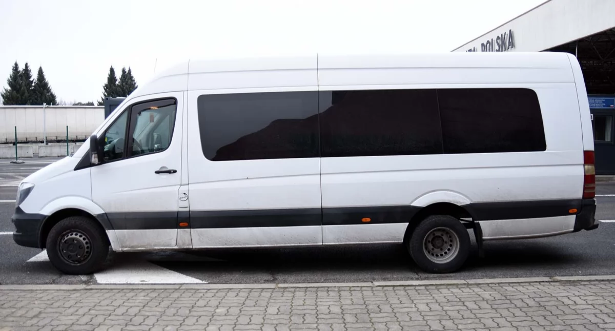 Tym razem odzyskano dwa mercedesy i części ze skradzionych pojazdów [ZDJĘCIA]