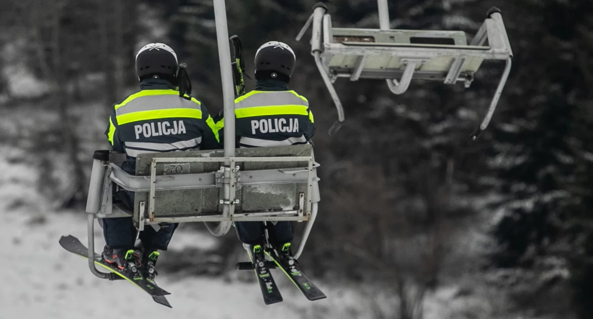 Podkarpacka policja przypomina o tym, jak ważne jest bezpieczeństwo na stoku 