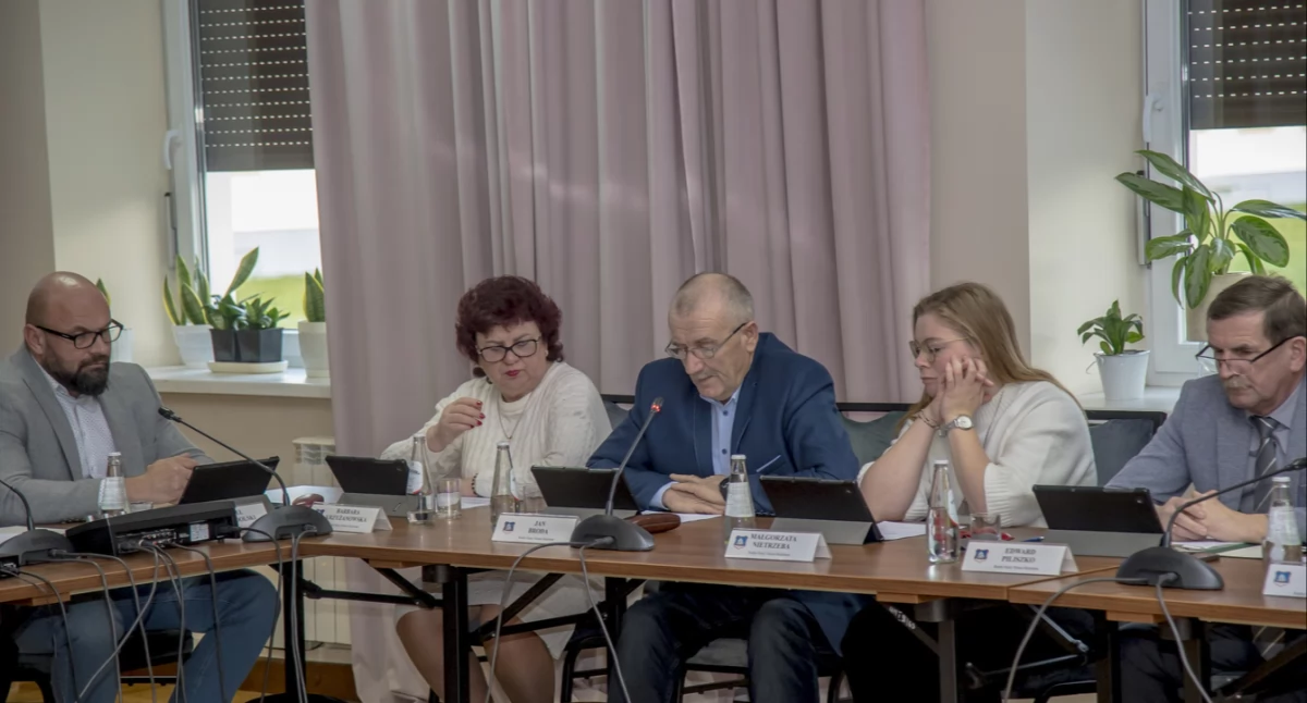Opłaty za śmieci w górę