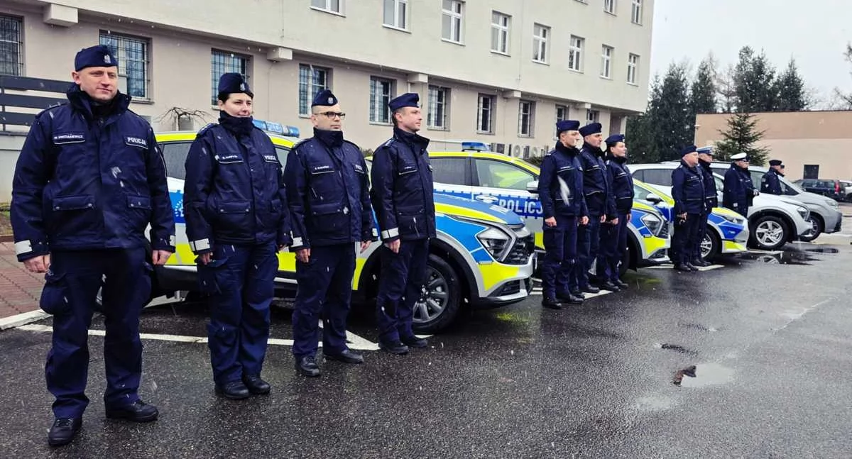 Nowe radiowozy dla policjantów z Przemyśla, Dubiecka i Fredropola [ZDJĘCIA]