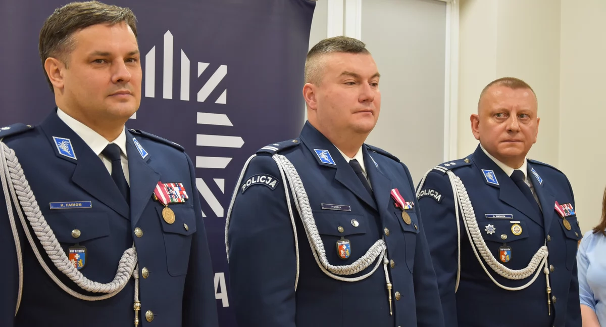 Zmiana warty w komendzie policji w Lubaczowie [ZDJĘCIA]