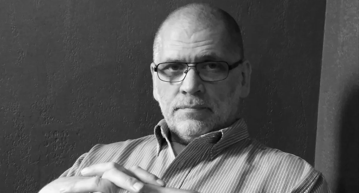 „Jak człowiek szuka olśnienia, to otwiera Schulza albo Herberta...”. Rozmowa z Oleksandrem Overchukiem