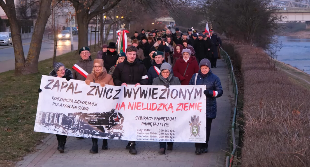 85. rocznica pierwszej masowej deportacji Polaków na Sybir. Nad Sanem pamiętają [ZDJĘCIA]