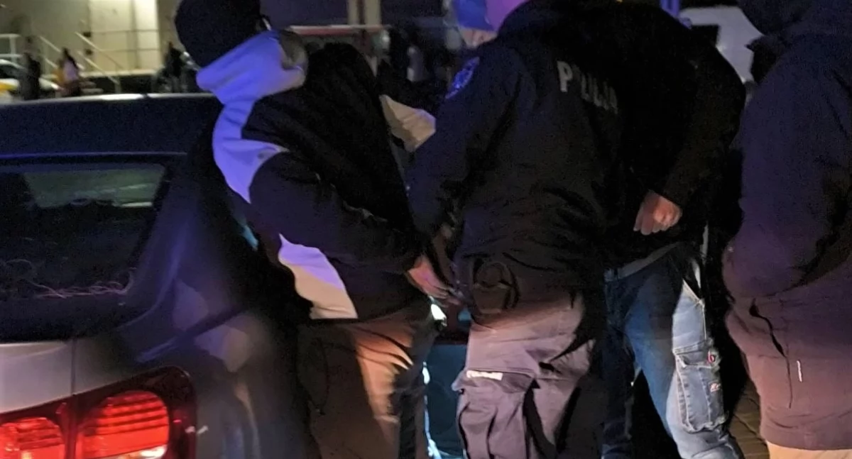 Bez tablic, bez uprawnień, ale „na podwójnym gazie”