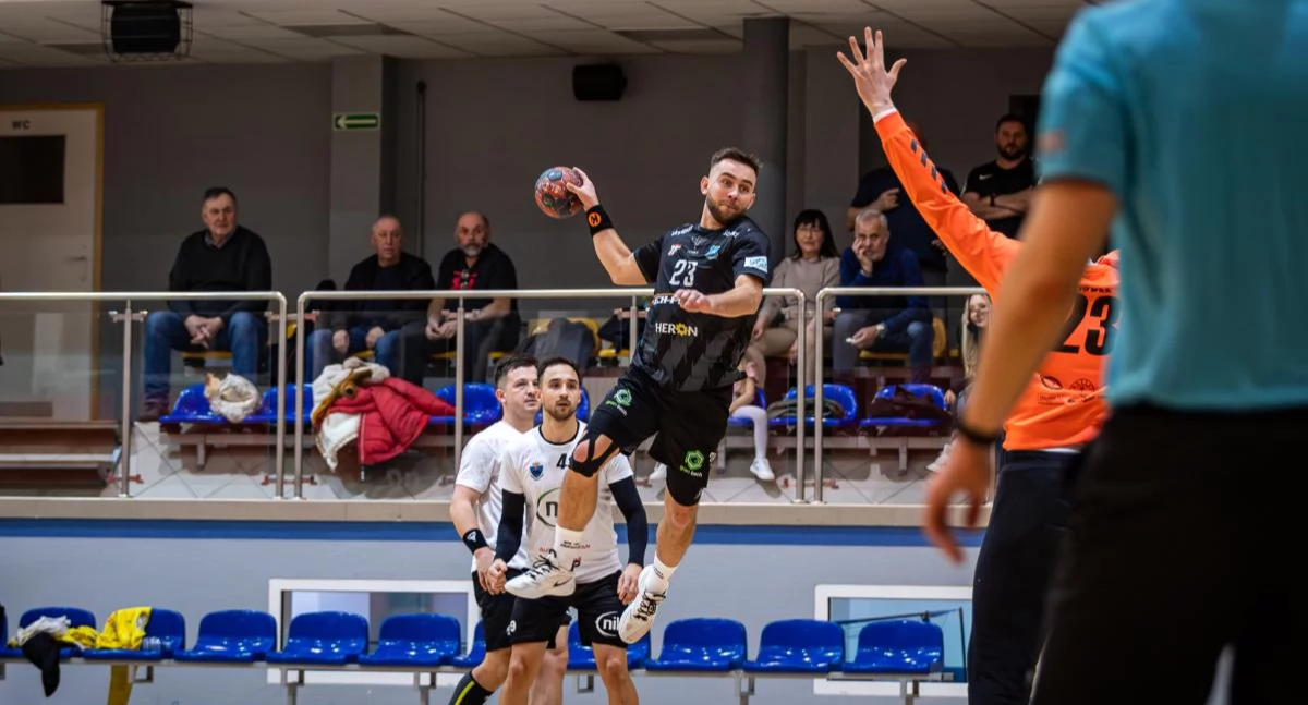 „Armia Leliwa” nie dała szans rezerwom Szkoły Mistrzostwa Sportowego z Kielc