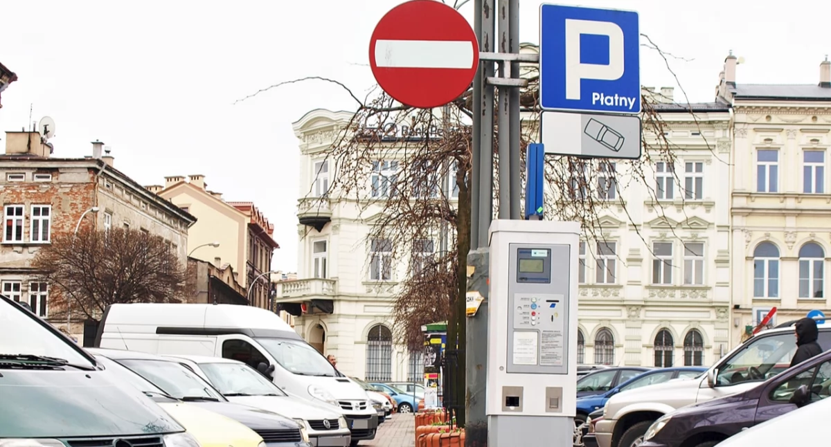 Stało się. Radni przegłosowali podwyżkę opłat za parkingi