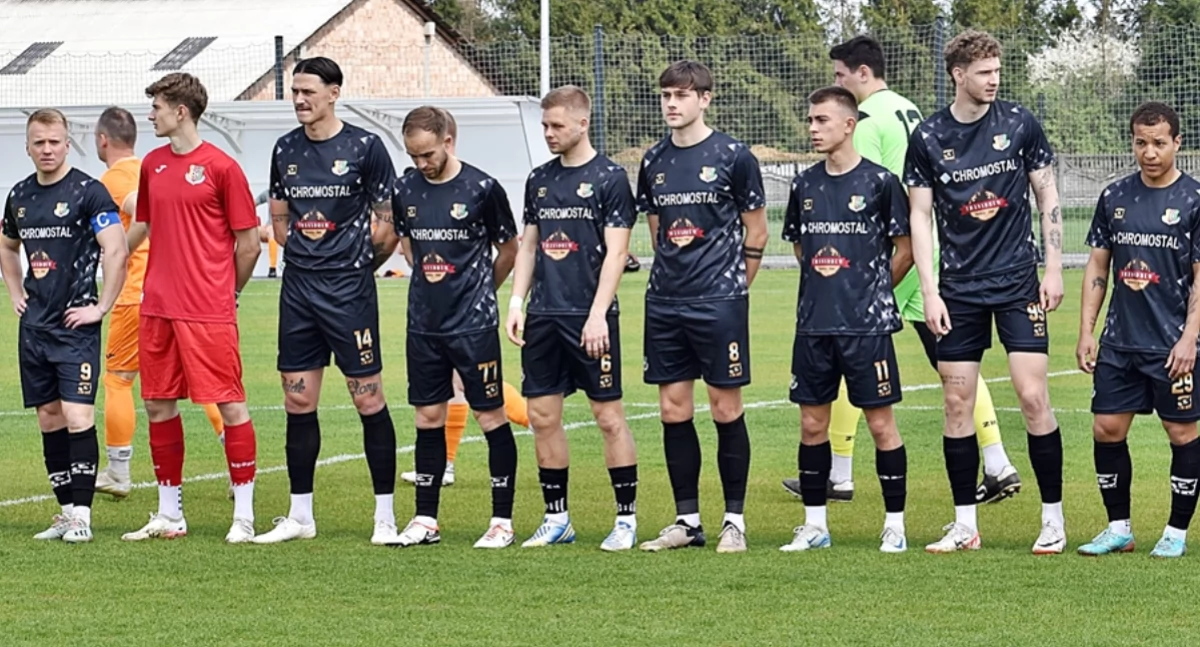 Piast nie dał rady liderowi. Polonia wygrała po raz szósty! Jest już za plecami KS Wiązownica-Wisłoczanki Tryńcza