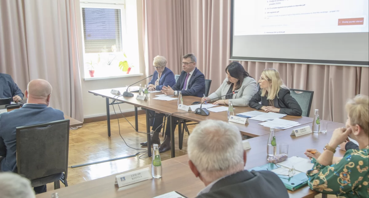 Czy 100 tys. na budżet obywatelski to nie za mało?