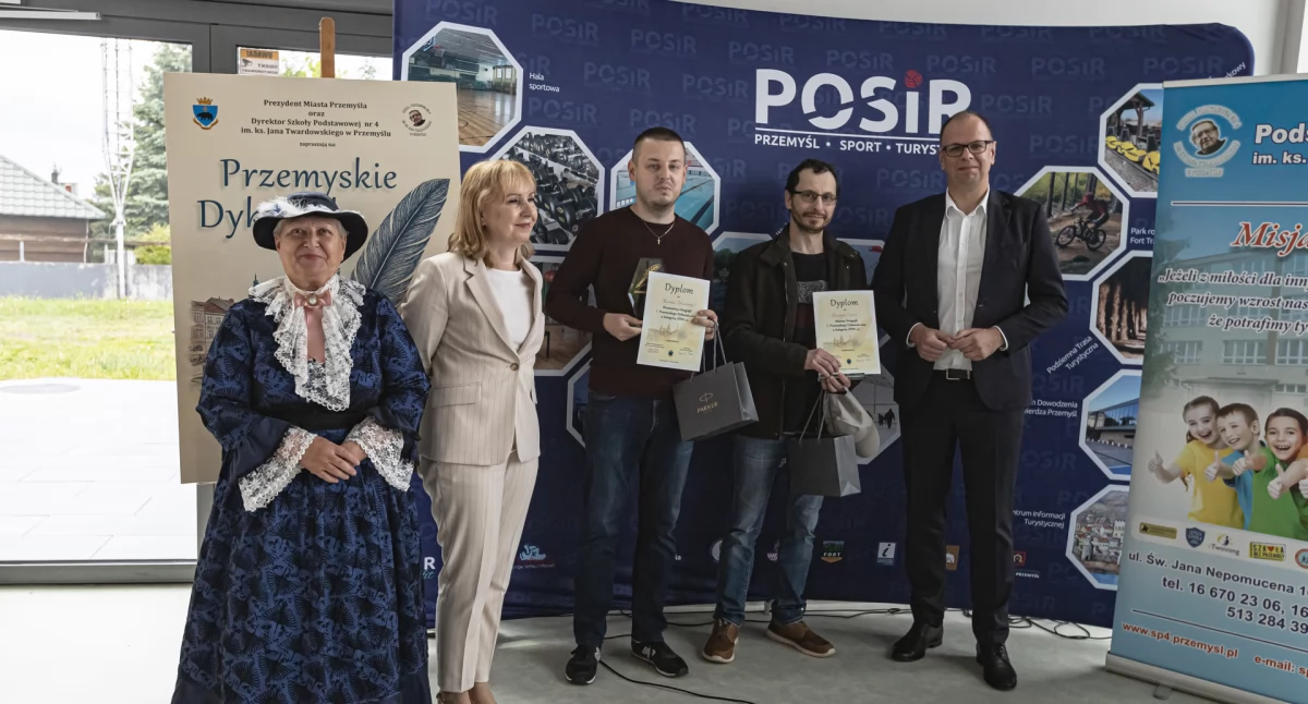 Za nami I Przemyskie Dyktando. Zwycięzcami okazali się mężczyźni [ZDJĘCIA]