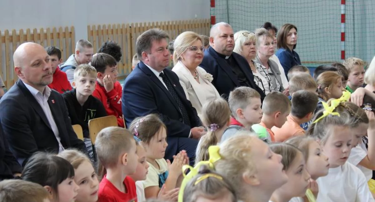 Uroczyście odsłonili mural z wizerunkiem patrona [GALERIA]