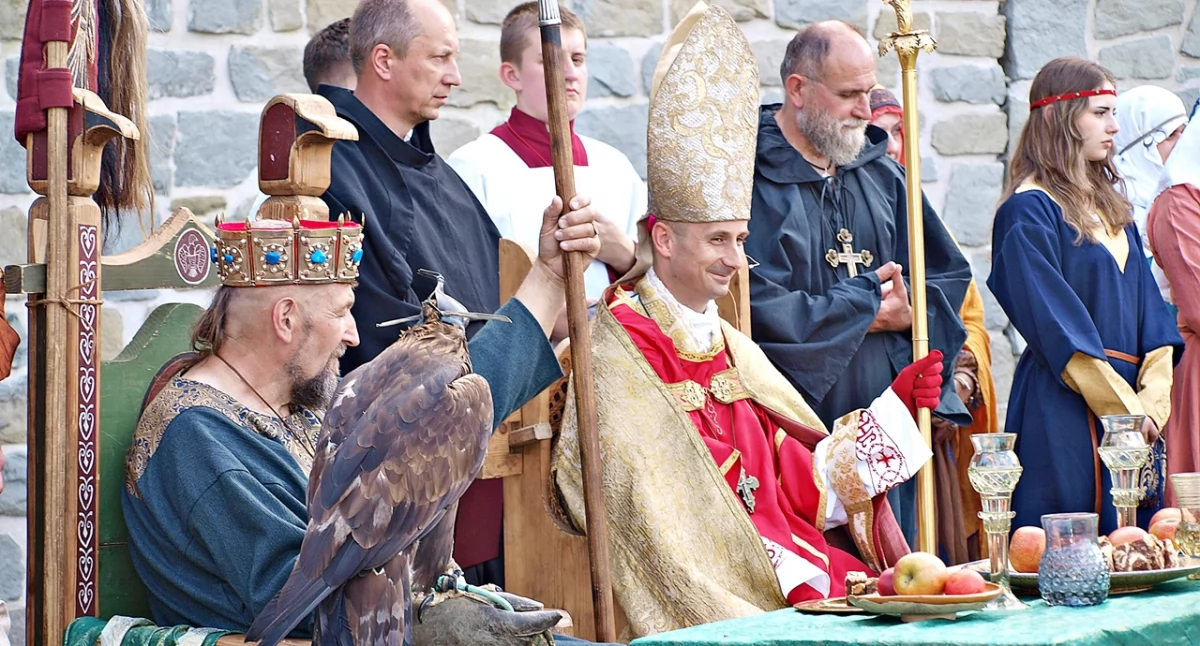 Bolesław Chrobry koronowany na Wzgórzu Zamkowym