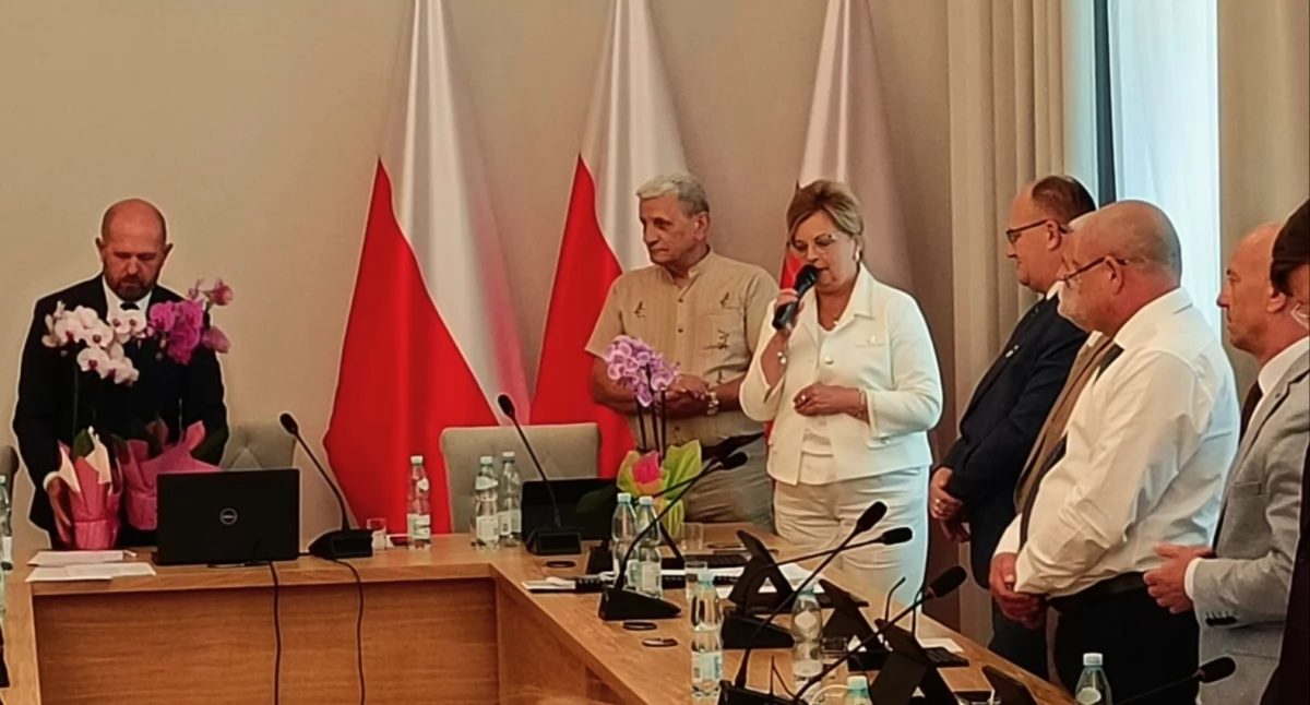 Radni powiatowi jednomyślni w sprawie wotum zaufania i absolutorium 
