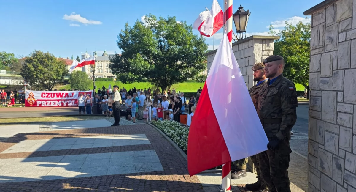 W 81. rocznicę Powstania Warszawskiego zawyły syreny [WIDEO]