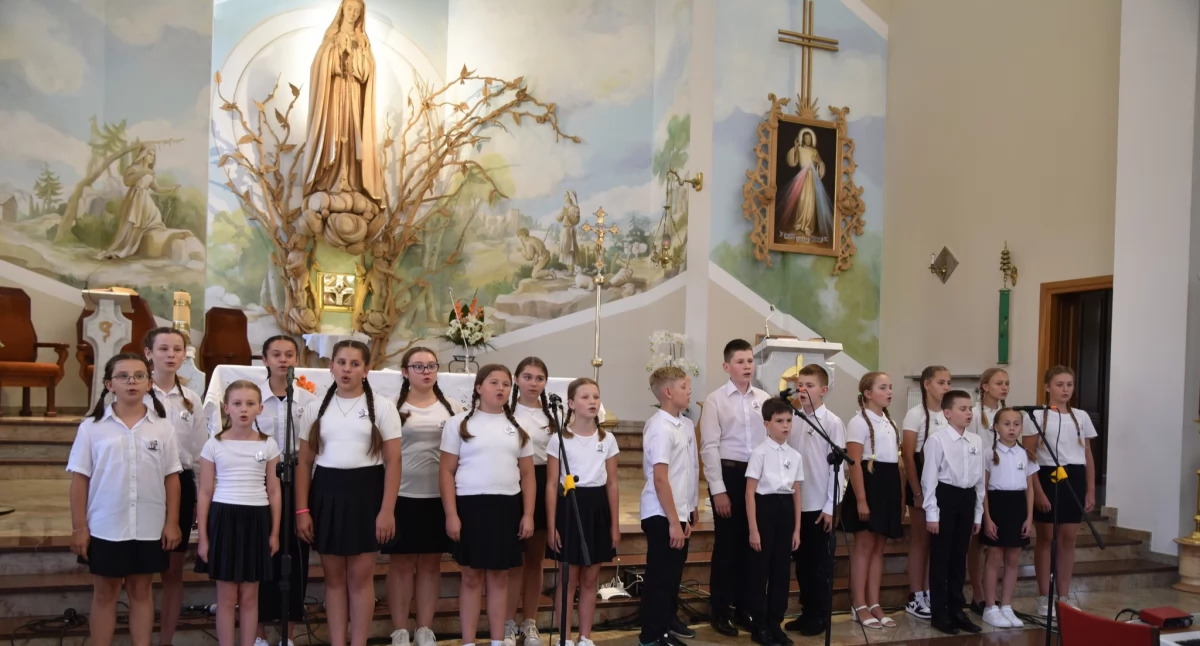 W hołdzie Powstańcom Warszawy – koncert patriotyczny w Rozborzu [ZDJĘCIA]