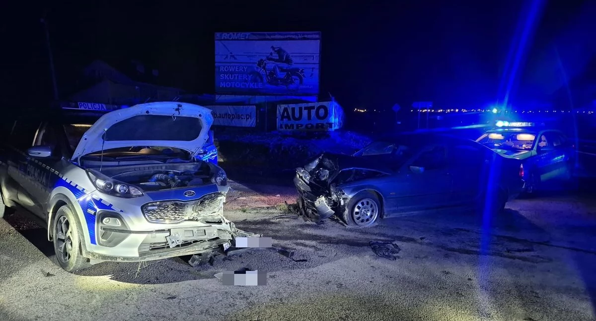 17-letni kierowca BMW zatrzymany po policyjnym pościgu w Wierzbnej. Doprowadził m.in. do kolizji z dwoma radiowozami [ZDJĘCIA]