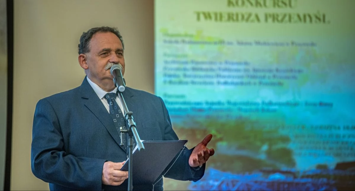 Artur Mykita zrezygnował z dyrektorowania SP 15 w Przemyślu