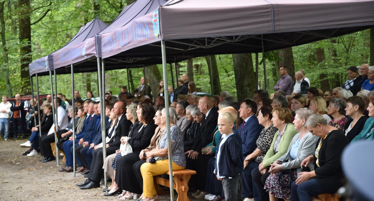 Pamiętają o ofiarach powojennych represji w Dębrzynie [ZDJĘCIA]