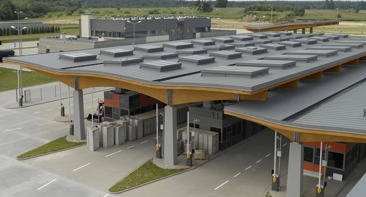 Wybudują poczekalnię dla podróżnych na przejściu w Budomierzu