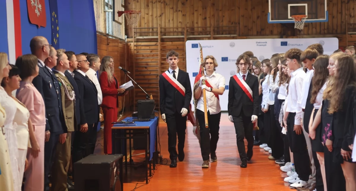 Ruszyły oddziały o profilu mundurowym w szkołach. Na Podkarpaciu jest ich 11