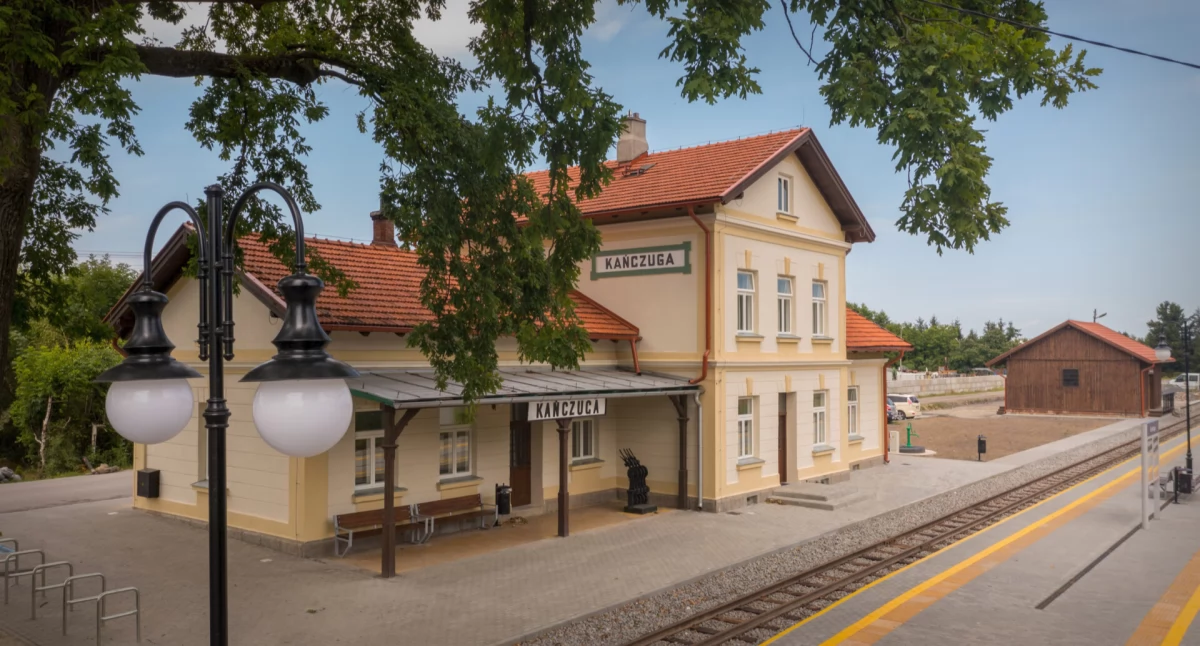 Otoczenie stacji wąskotorówki zyska funkcje rekreacyjne i przyrodnicze