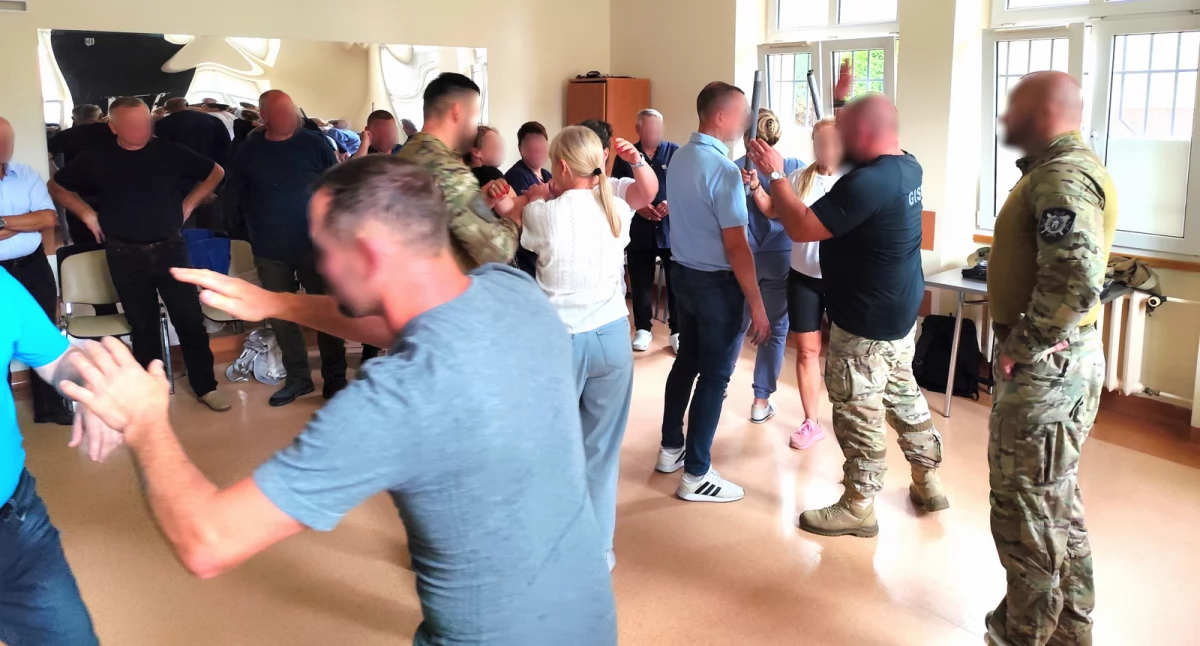 Dbają o bezpieczeństwo personelu medycznego [ZDJĘCIA]