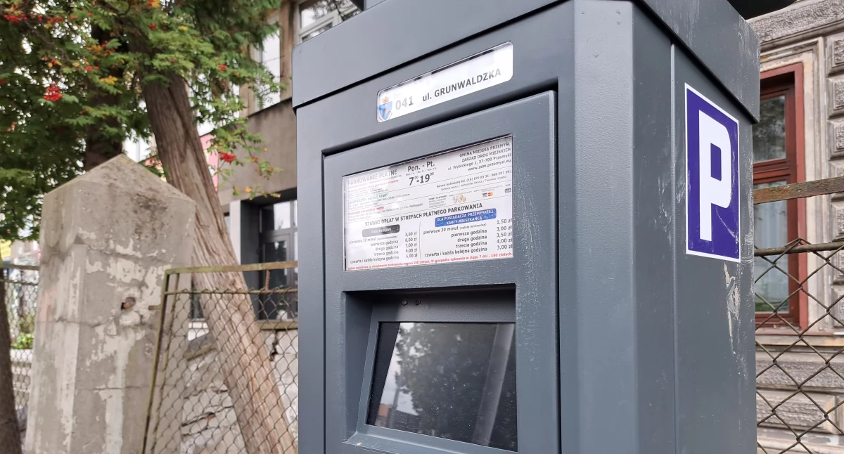 Nowe stawki za parkowanie, nowy system i... sporo niejasności