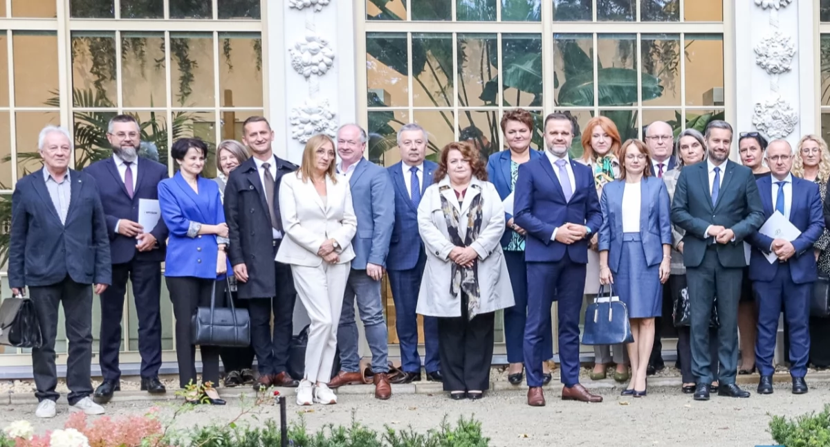 Kasa na konserwację i zabezpieczenie cennych okazów drzew rozdana