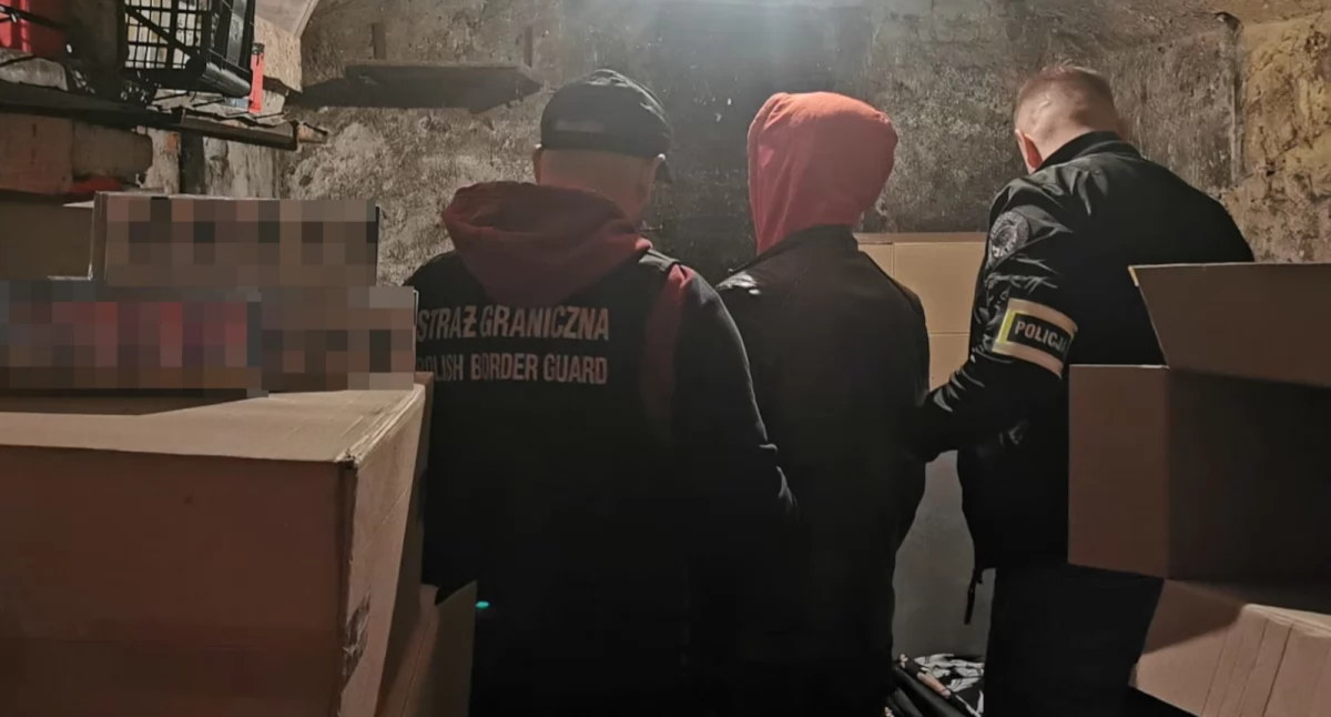 Zabezpieczyli nielegalne towary o łącznej wartości to ponad 120 tys. zł [ZDJĘCIA]