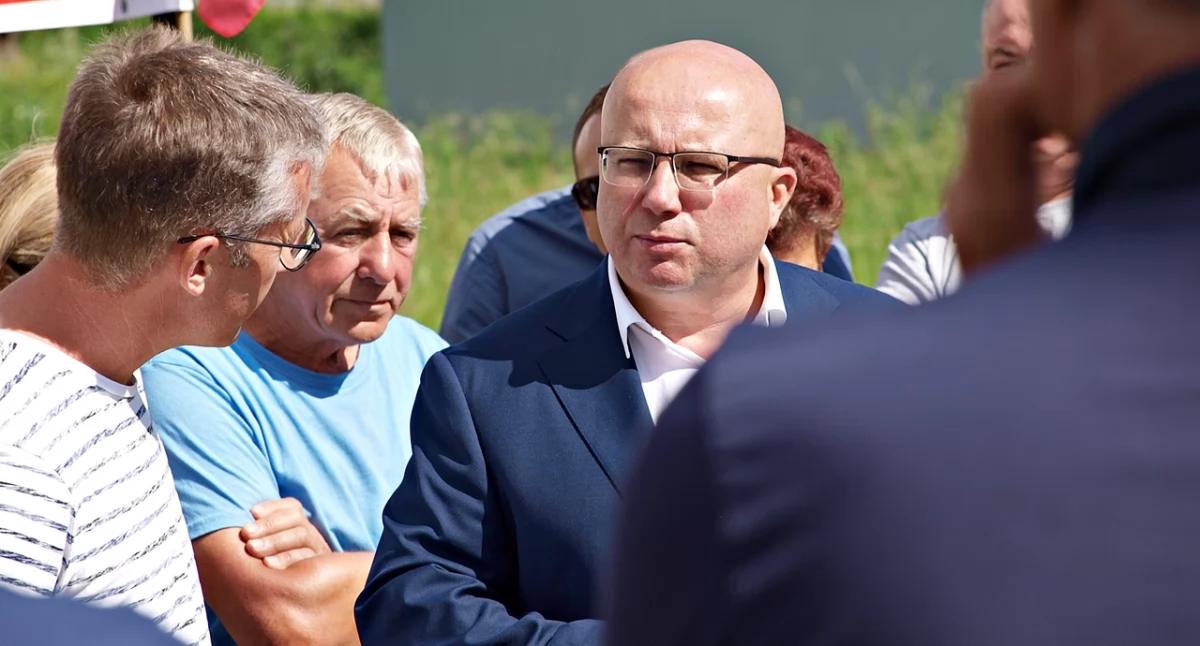 Prokuratura wszczęła śledztwo w sprawie kupna i sprzedaży działek
