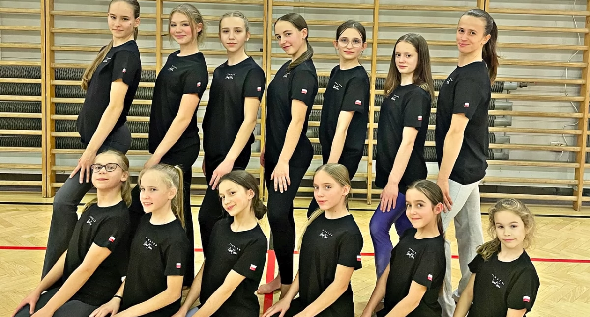 Znowu sięgnęły gwiazd. Kapitalny występ Ilmatar Aerial Teamu! [ZDJĘCIA]