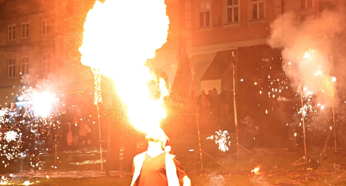 Trzeci dzień Przemyskiego Jarmarku Bożonarodzeniowego [ZDJĘCIA, WIDEO]