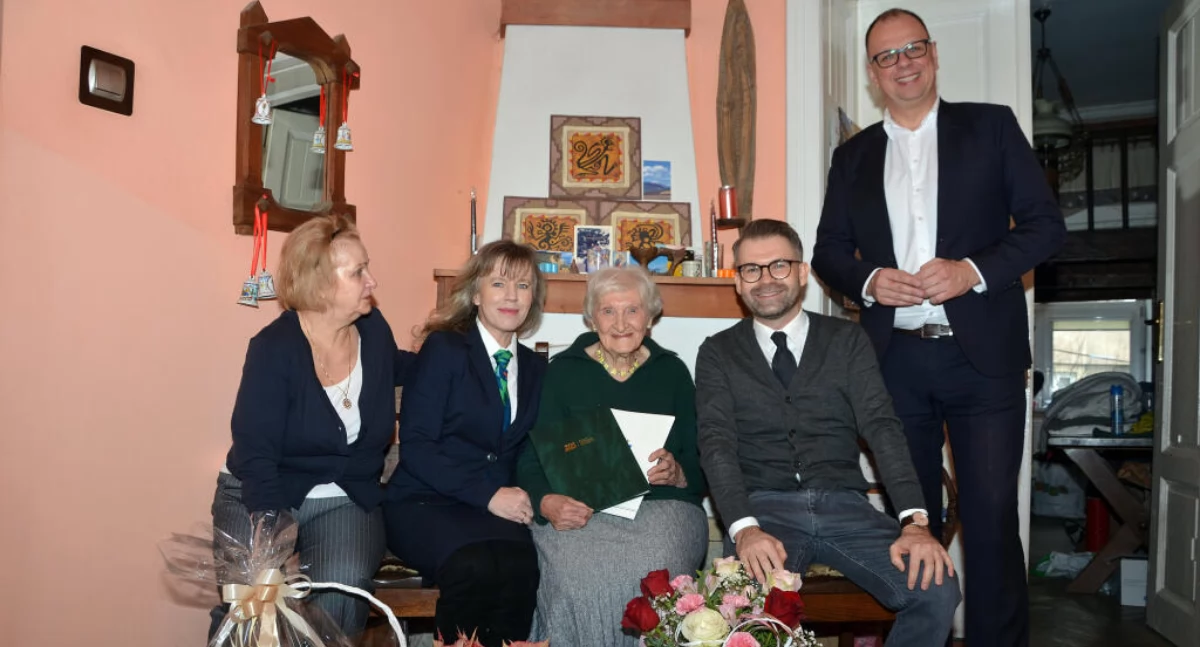 Pani Urszula dołączyła do grona stulatków